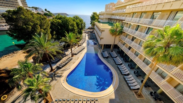 Occidental Cala Vińas