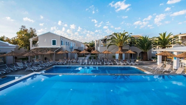 Amour Holiday Resort