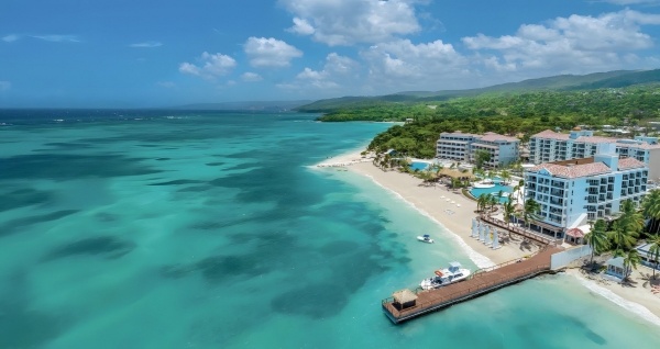 Sandals Dunns River