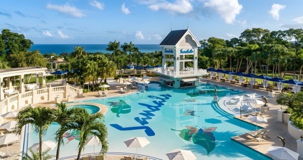 Sandals Ochi