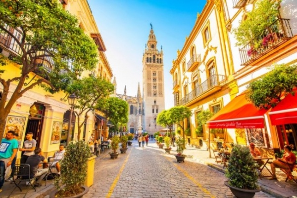 Sevilla és környéke - andalúziai csoportos csillagtúra magyar idegenvezetéssel  2026.05.20-24.