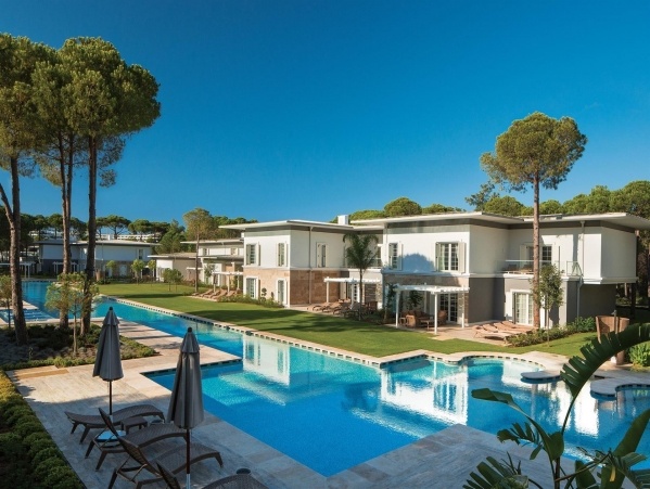 Azure Villas By Cornelia *****