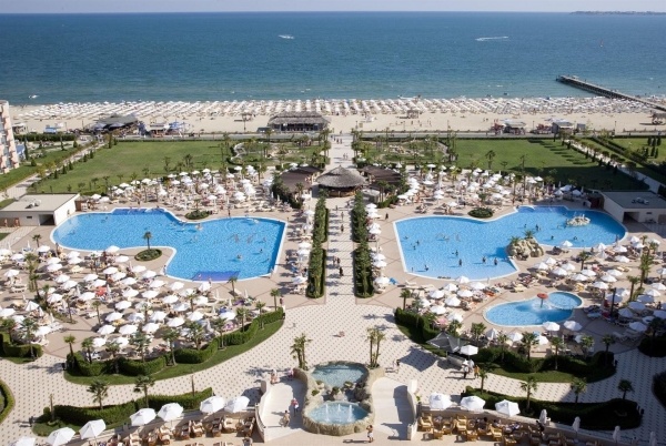 Dit Majestic Beach Resort ****