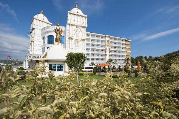 Oz Hotels SUI Resort Hotel *****