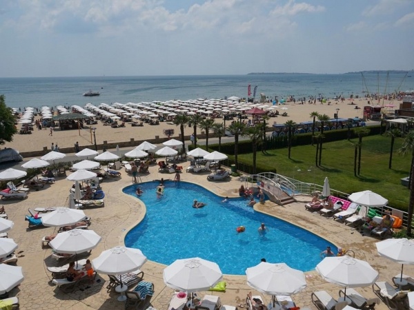 DIT Club Hotel Evrika ****