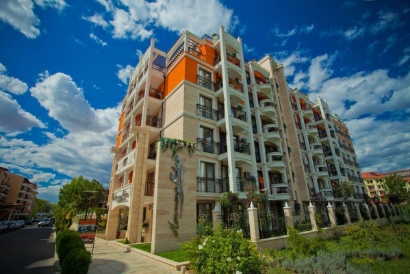 Harmony Palace ***