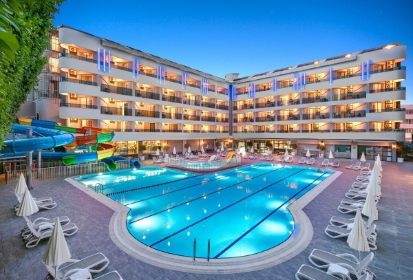 AVENA RESORT & SPA ****