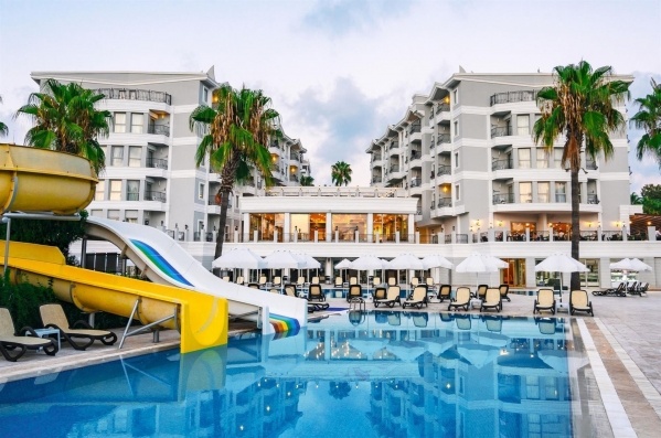 Royal Atlantis Beach ****
