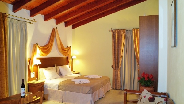 Camelot Royal Beds ***, Görögország