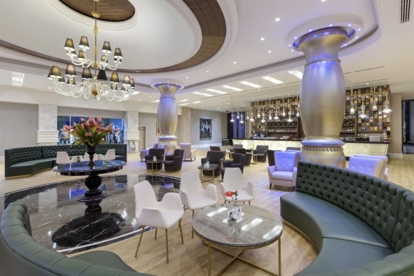 Dobedan World Palace *****