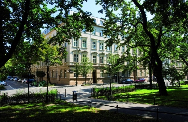 Leonardo Boutique Hotel Krakow Old Town - 13 éjszakás