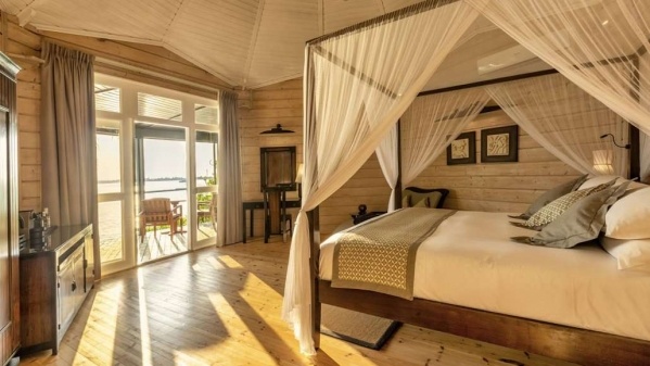 Maldív-szigetek / Komandoo Island Resort & Spa****