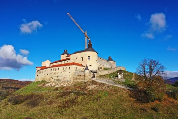 SZLOVÁKIA TÖRTÉNELMI VÁROSAI - TÚRÁVAL A TERMÉSZETBEN