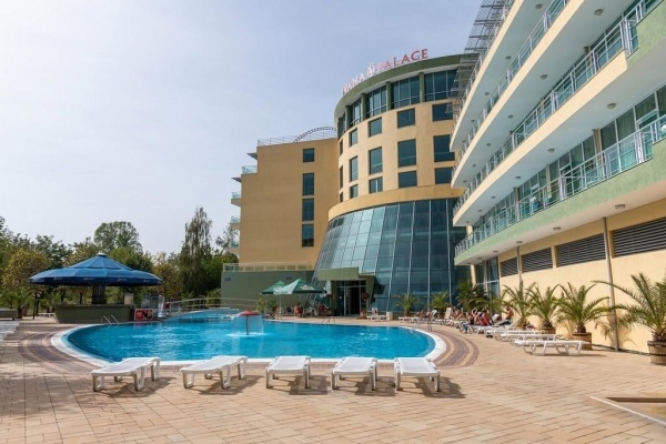 Ivana Palace ****