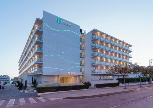 Hotel Alua Leo**** FP/TP, repülővel