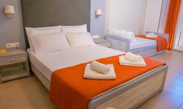 Hotel Palatino *** RE, repülővel