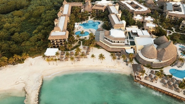 Catalonia Yucatan Beach
