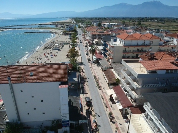 Orfeas Apartmanház, busszal