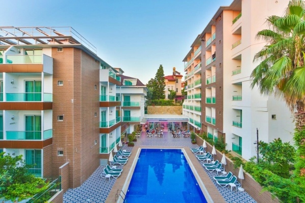 Kleopatra Atlas Hotel**** - AI 16+, repülővel