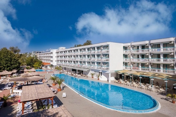 Zefir Hotel ***