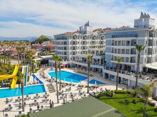 Royal Atlantis Beach Hotel ****