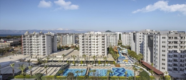 Ramada Resort Lara *****