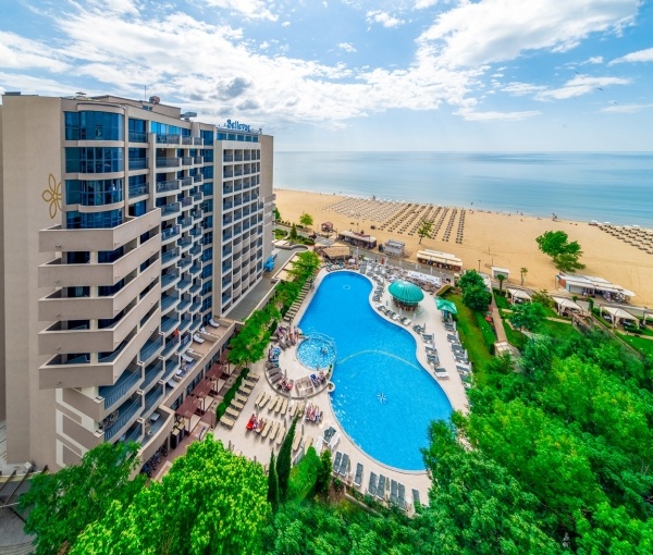 Sentido Bellevue**** AI, egyénileg