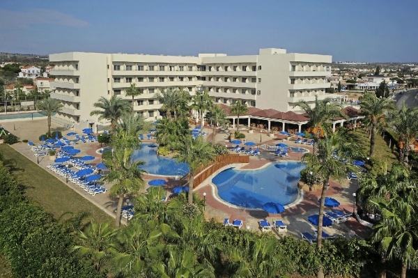 Nissiana Hotel & Bungalows ***