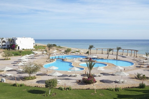 The Three Corners Equinox Beach Resort ****