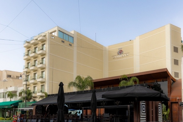Leonardo Boutique Hotel Larnaca - 3 éjszakás