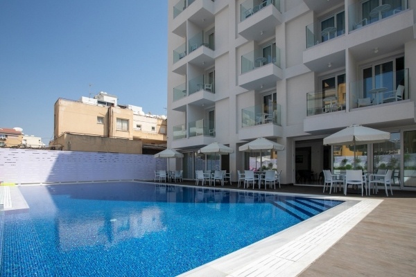Best Western Plus Larco Hotel - 10 éjszakás