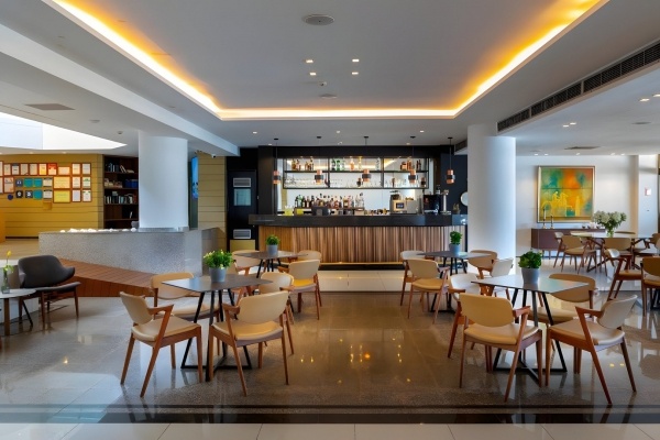 Crystal Springs Beach Hotel