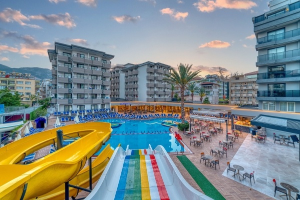 Kahya Hotel ****, Törökország