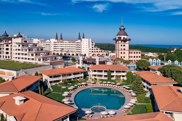 Mardan Palace (ex. Titanic Mardan Palace) *****, Törökország