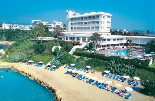 Cynthiana Beach Hotel ***