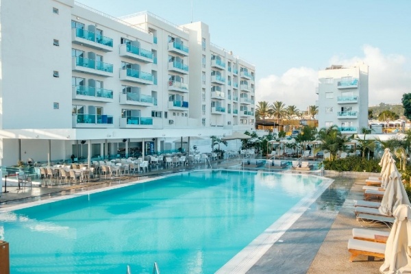 Kapetanios Bay Hotel ***