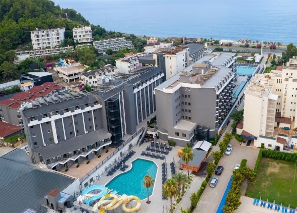 Nova Life Hotel *****