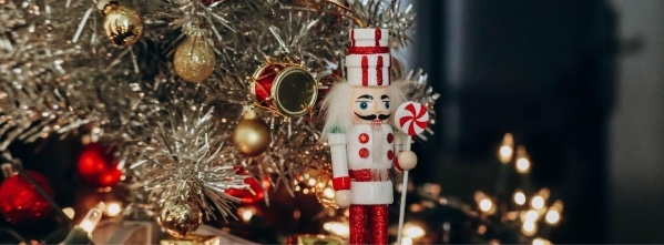 Adventi varázslat Nizzában és Francia Riviérán ****