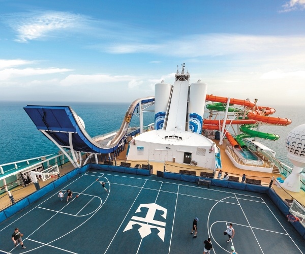 NYUGAT-KARIBI ELVONULÁS, Liberty of the Seas