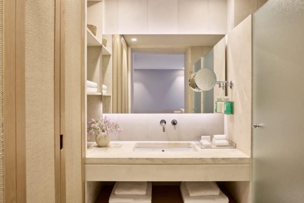 Hotel MarBella, Mar-Bella Collection*****UAI, repülővel