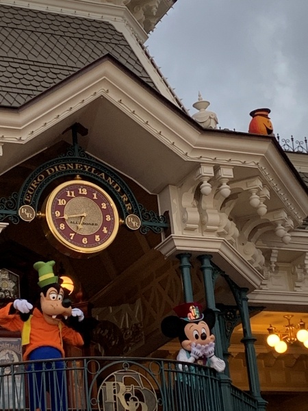 Három nap Disneyland és egy csipetnyi Párizs, repülővel
