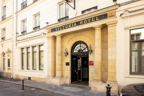 HOTEL VICTORIA