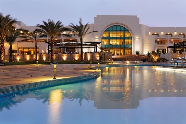 Kairó + Movenpick Waterpark Resort & Spa Soma Bay ****, Egyiptom