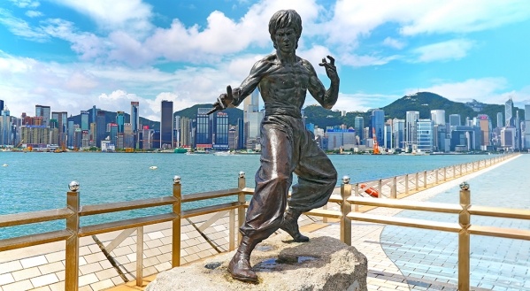 A Nagy Fal és az Agyaghadsereg földjén: Hosszabbítás Hongkongba és Makaóba