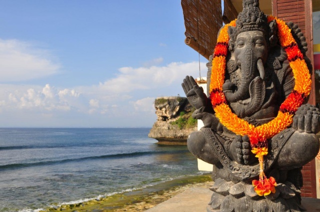 Kalandozás és tengerparti pihenés Bali szigetén - 2027. március