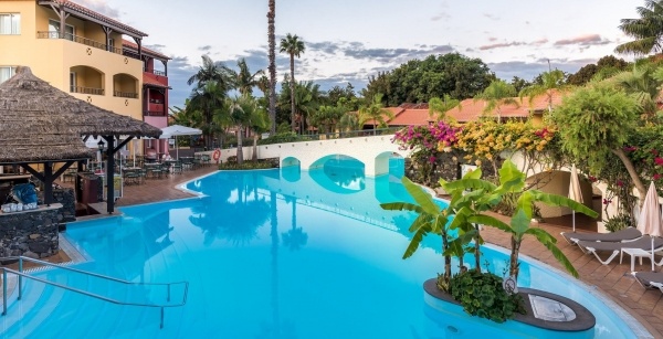 Pestana Village Garden Hotel
