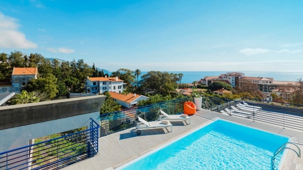 Terrace Mar Suite Hotel