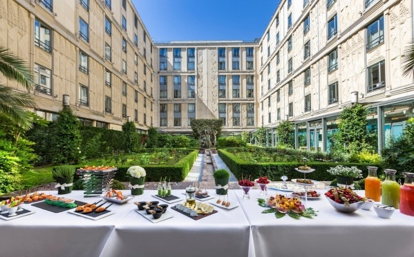 The Hotel du Collectionneur Paris