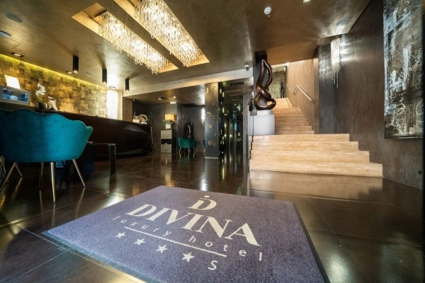 Divina Luxury Hotel