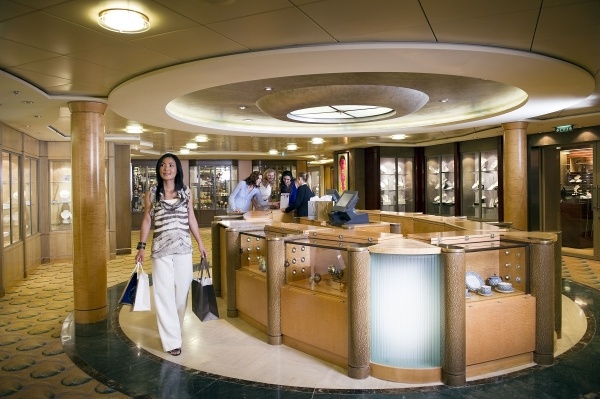 AZ ATLANTI-ÓCEÁNON ÁT - SPANYOLORSZÁG & MAROKKÓ, Celebrity Constellation